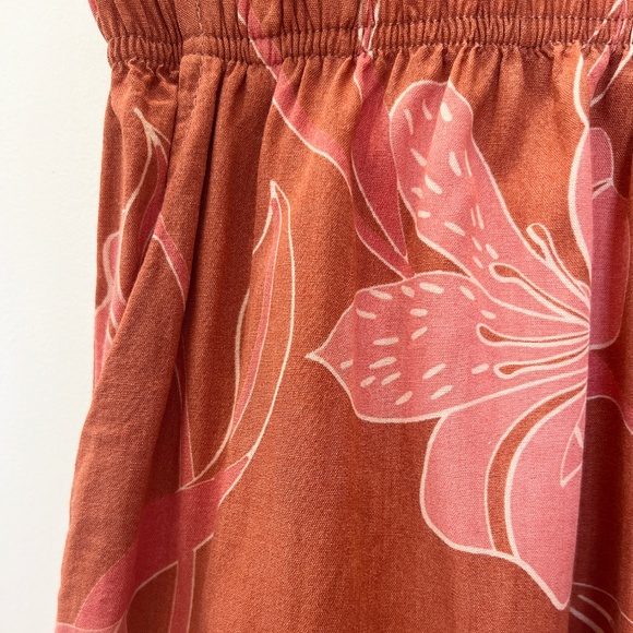 YIREH Millie Terra Rosa Floral Shorts, Small - Picture 4 of 4